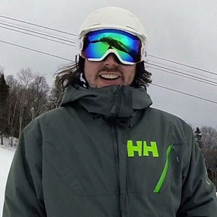 Dave Marryat SkiEssentials Ski Test Headshot