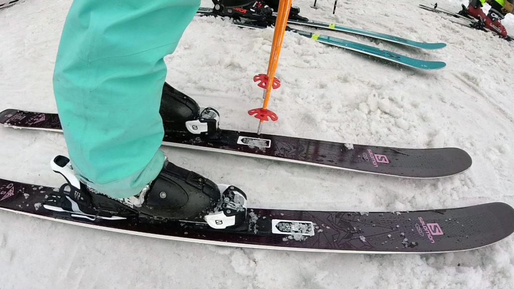 salomon qst lumen 99 women's skis