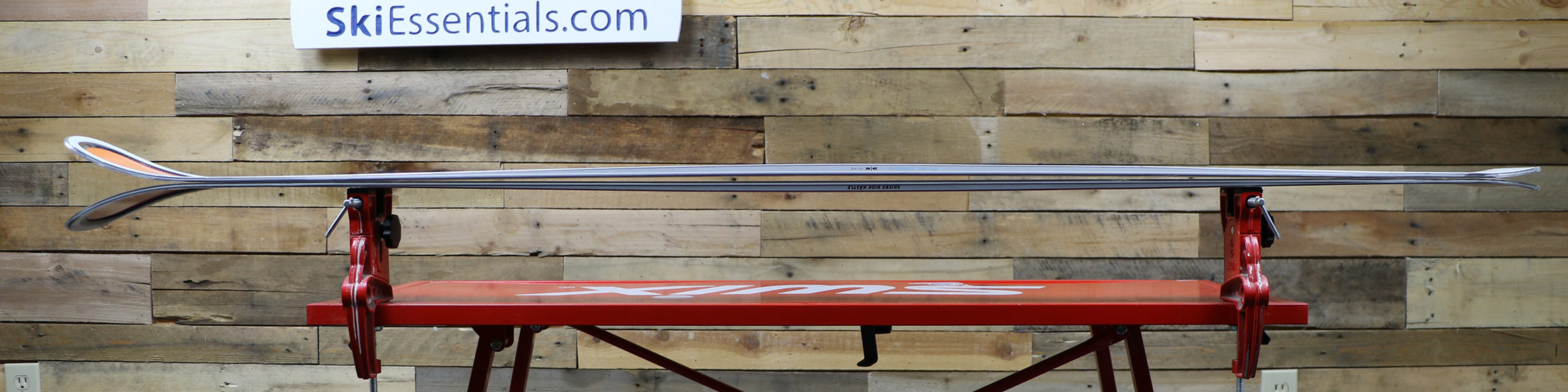 2021 Kastle MX88 Ski Review: Full Camber Image