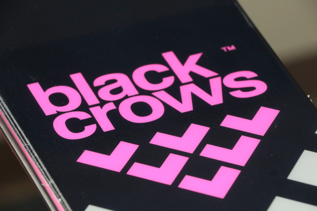 2022 BLACK CROWS CORVUS