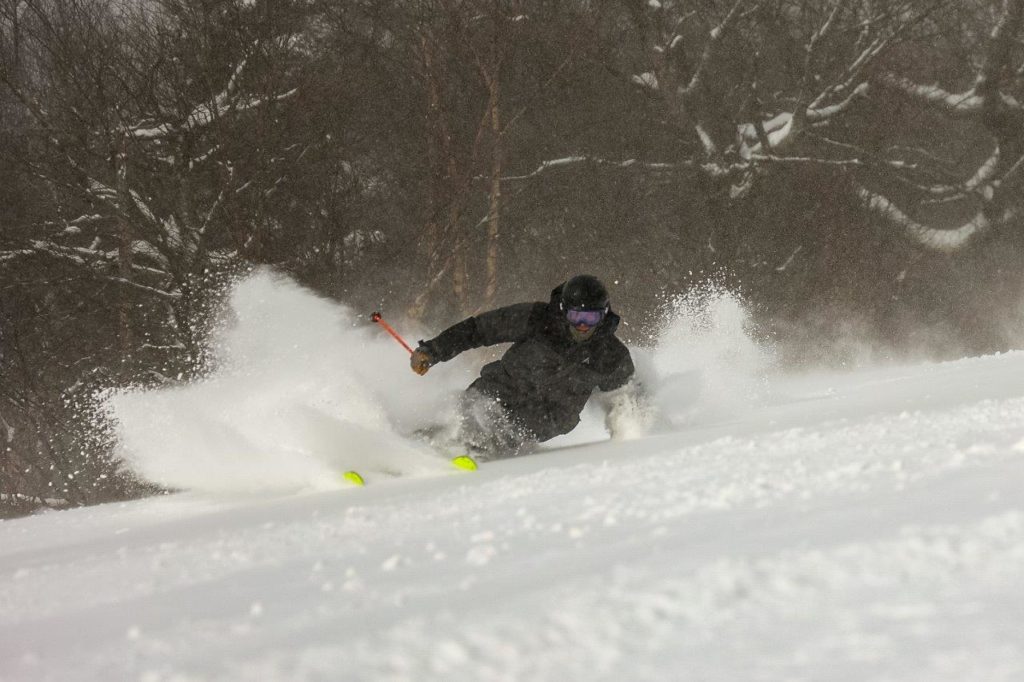 トップス STRETCH LIGHT WEIGHT PISTE 2023 Scott Pure Piste 77 - SkiEssentials.com Ski Test - YouTube