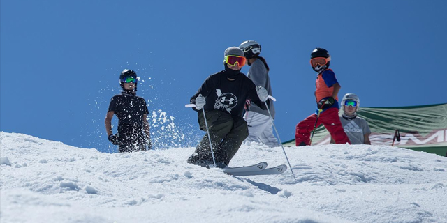 Top Five Fridays June 5, 2020: Momentum Ski Camp Image