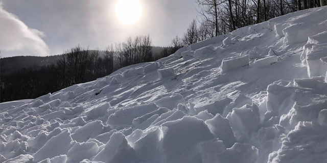 Top Five Fridays December 18, 2020: Colorado Slab Avalanche Image