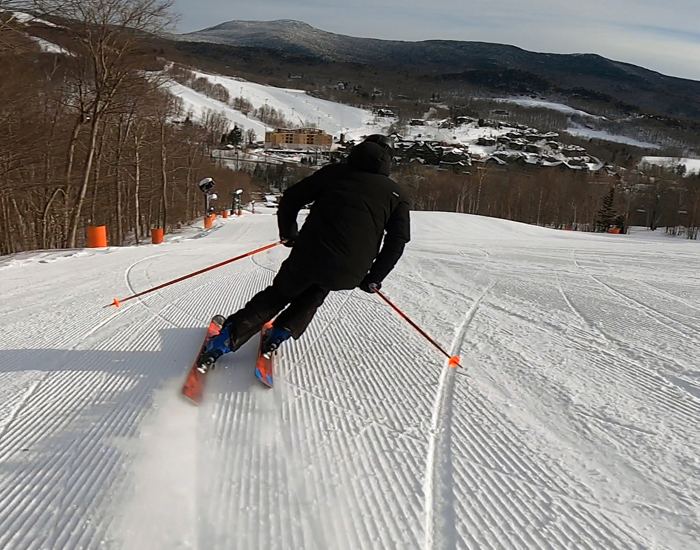 2022 Liberty Evolv90 Ski Review: Half Width Action Image 1