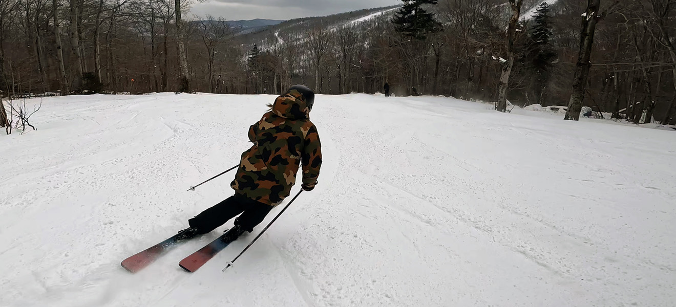 2023 Rossignol Rallybird 92 Skis: Full Width Action Image 2