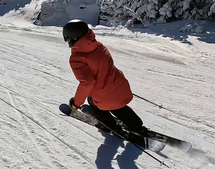 2023 Nordica Unleashed 98 W Skis: Half Width Action Image 2