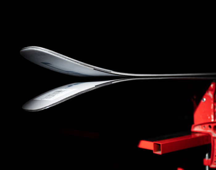 2024 Elan Ripstick 94 W Black Edition Skis: 2024 Elan Ripstick 94 W Black Edition Skis Tip Rocker Closeup Image